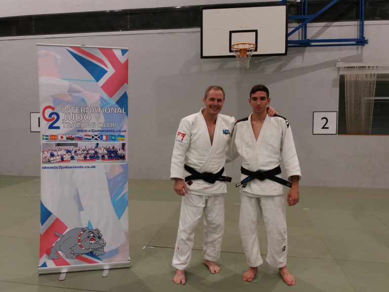 Sergio Ibañez en el International Training Camp de Tonbridge con Neil Adams 19/12/16