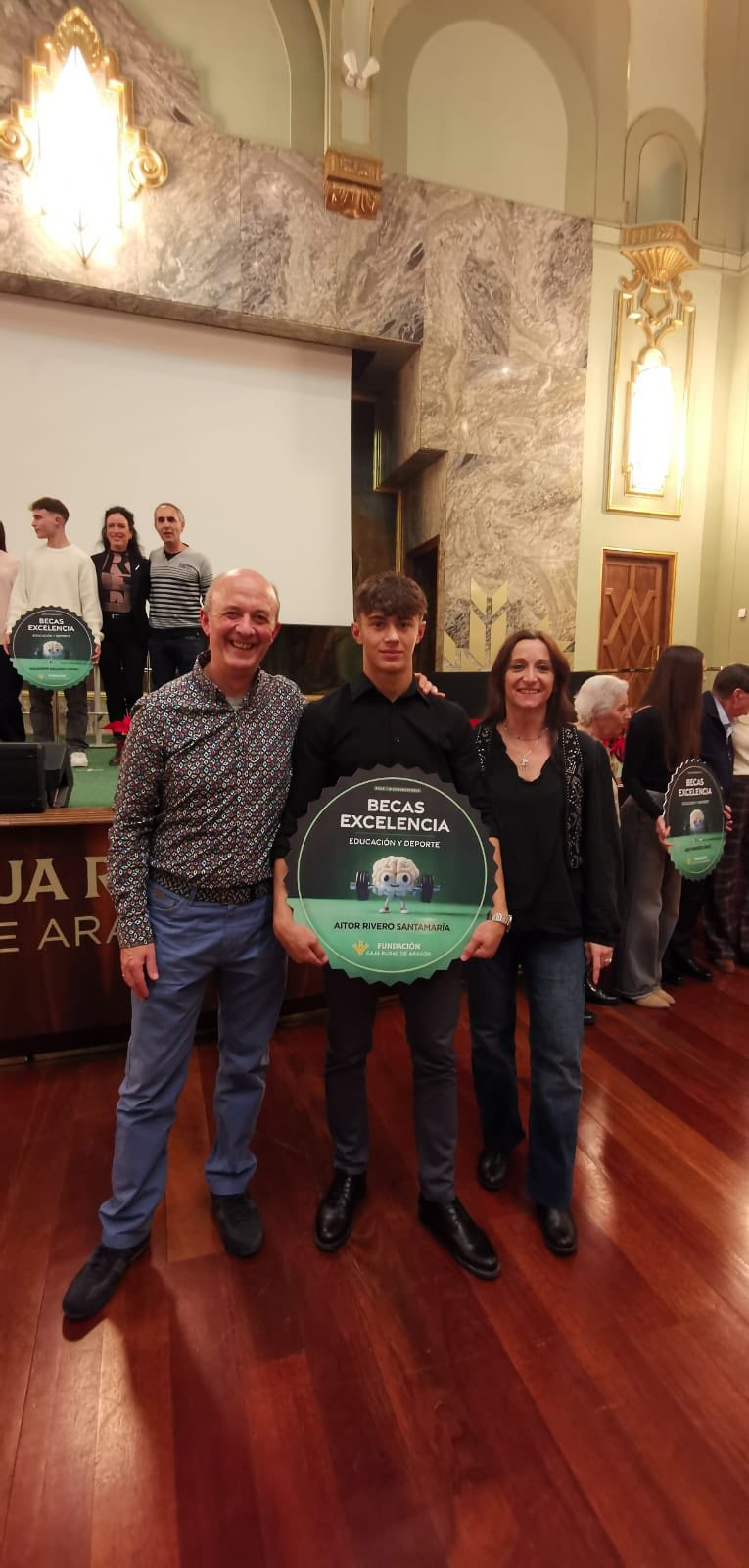 BECAS EXCELENCIA FUNDACIÓN CAJA RURAL